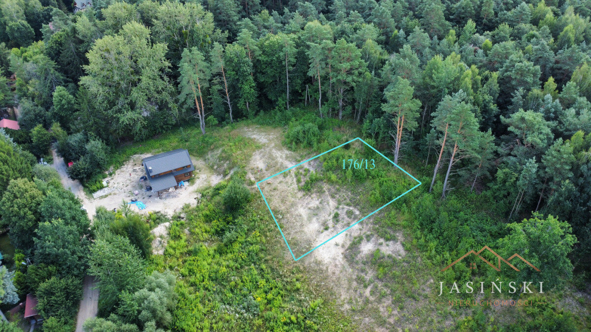Działka budowlana 820 m² |  Szypry